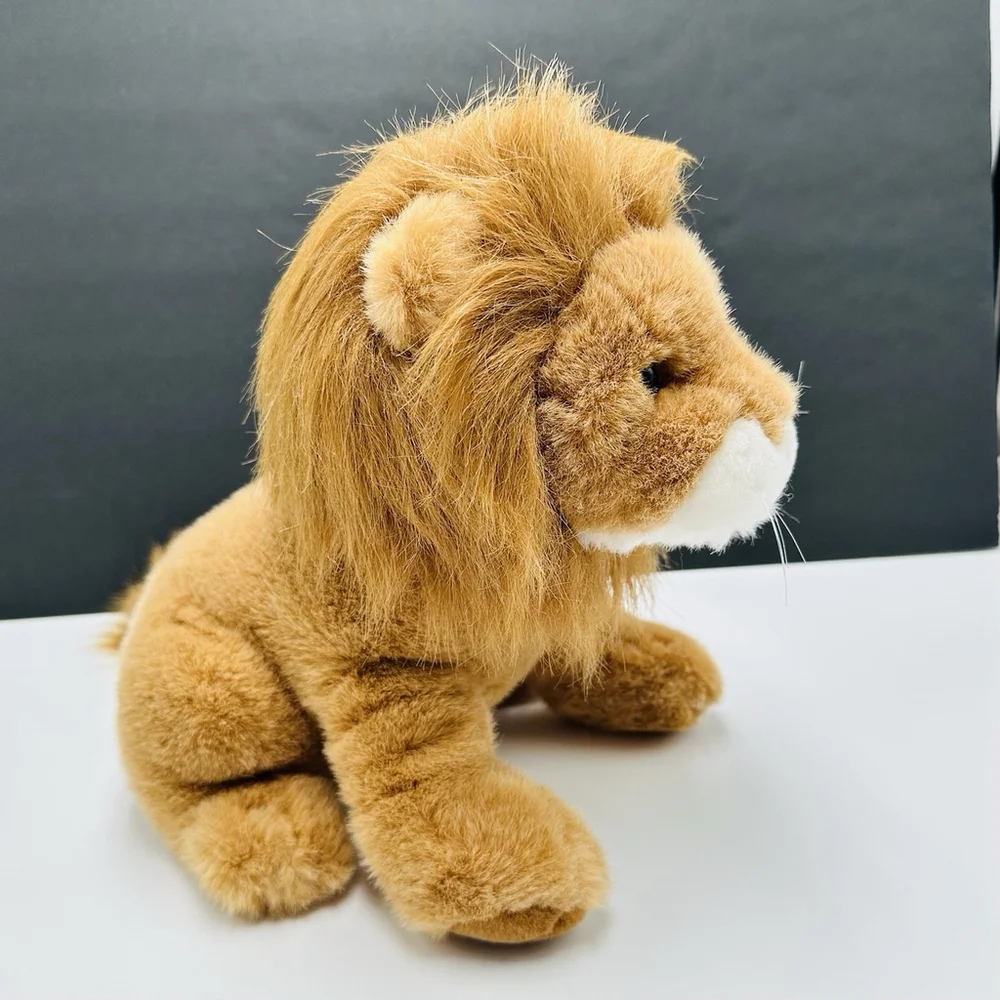 Vintage Russ Lion Cat 11” Sitting Plush Stuffed Animal Safari Made For Target